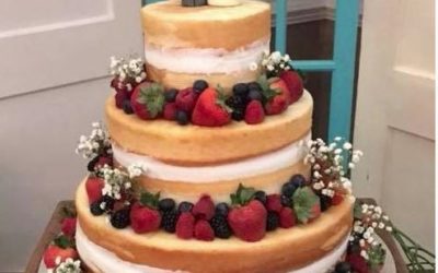 FRESH & FUN WEDDING CAKES