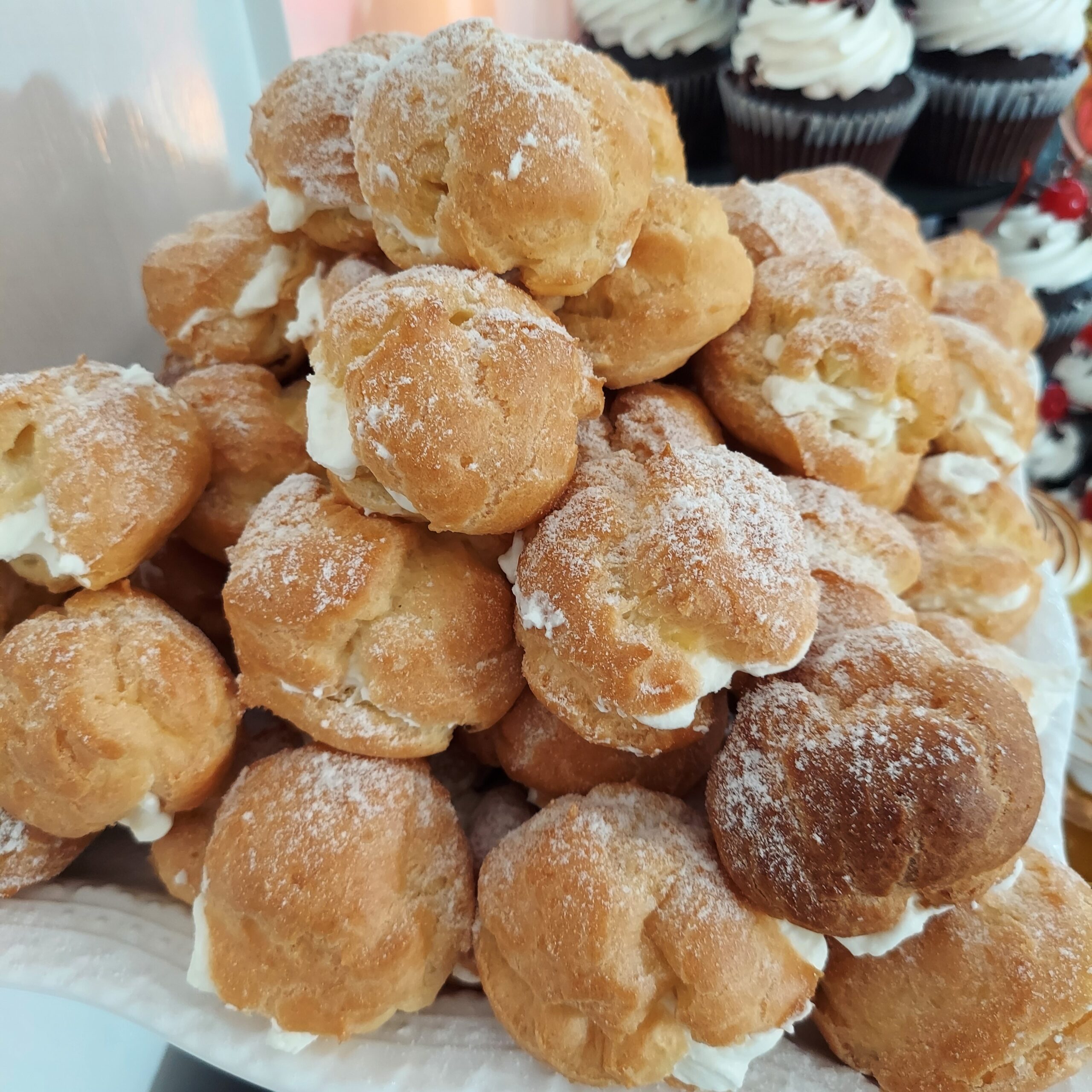 Mini Cream Puffs